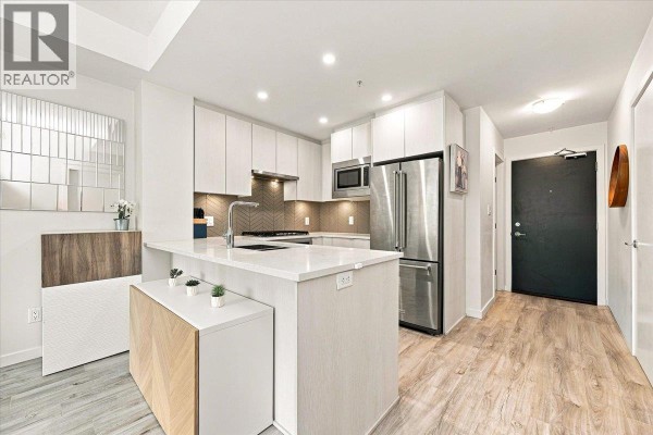 205 717 Breslay Street, Coquitlam, BC V3J0J3 Photo 3