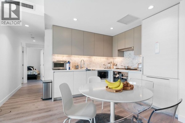 205 8188 Fraser Street, Vancouver, BC V5X0J8 Photo 4