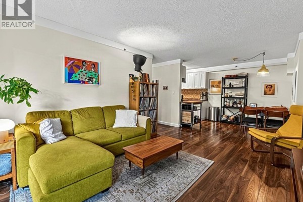 205 825 E 7th Avenue, Vancouver