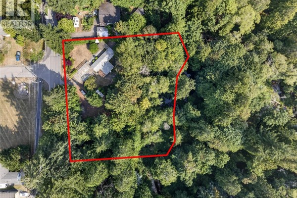 205 Atkins Rd, View Royal