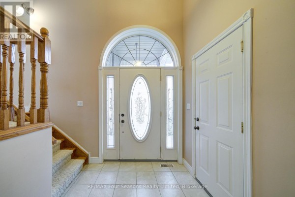 205 Bryan Drive, Collingwood, ON L9Y5J3 Photo 4