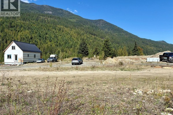205 Edward Street Lot# 43, Balfour, BC V0G1C0 Photo 3