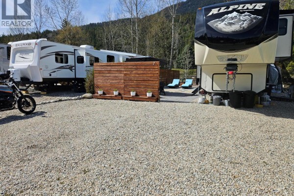 205 Edward Street Lot# 7, Balfour, BC V0G1C0 Photo 2