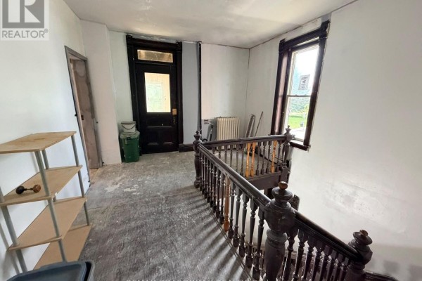 205 First Street E, Cornwall, ON K6H1K9 Photo 3