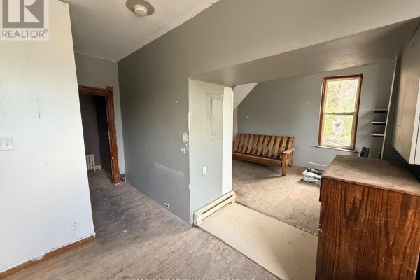 205 First Street E, Cornwall, ON K6H1K9 Photo 4