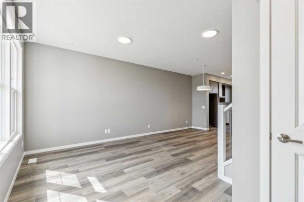 205 Hotchkiss Road Se, Calgary, AB, photo 3