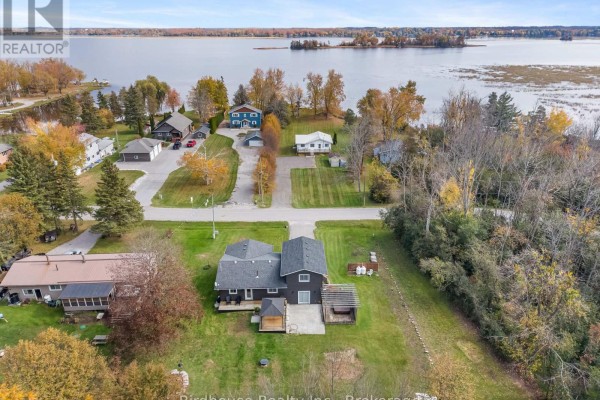 Laundry room - 205 Lakeshore Drive, Kawartha Lakes, ON K0M1A0 Photo 4