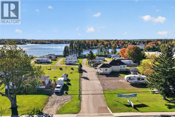 205 Main Street, Shediac, NB E4P2A5 Photo 2