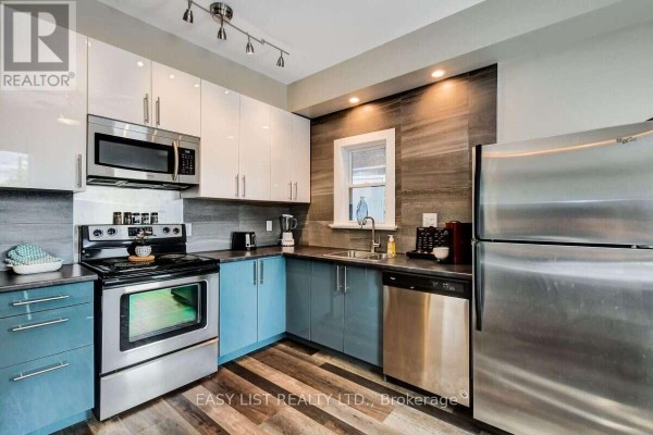 205 Marier Avenue, Ottawa, ON K1L5R6 Photo 2