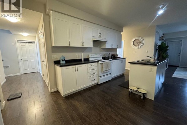 4pc Bathroom - 205 Rachel Crescent Unit# B, Kitchener, ON N2R0H7 Photo 3