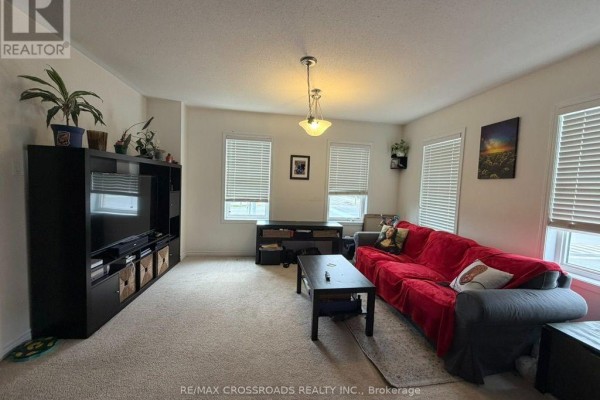 205 Remembrance Road, Brampton, ON L7A4P3 Photo 4
