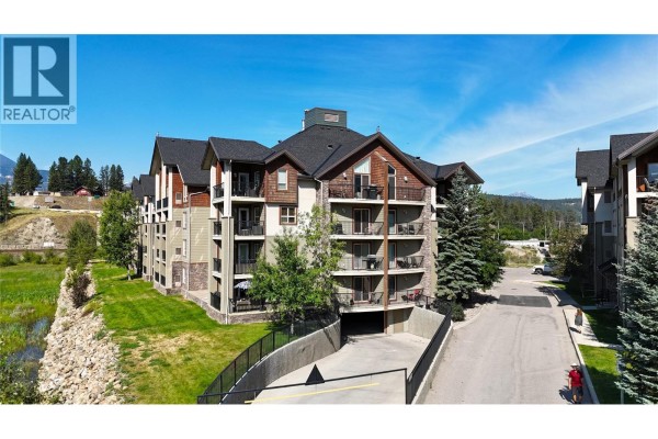 Kitchen - 205 Third Avenue Unit# 1403, Invermere, BC V0A1K7 Photo 5