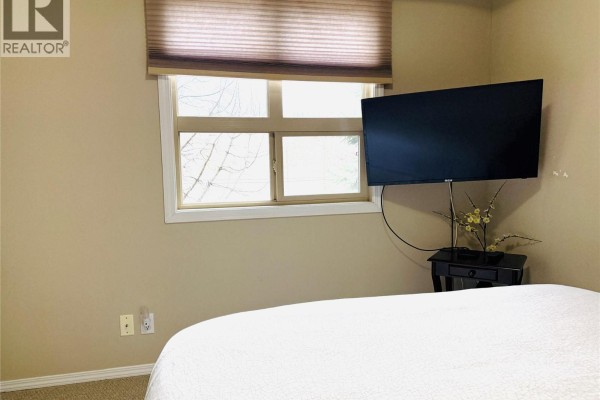 205 Third Avenue Unit# 2212, Invermere, BC, photo 3