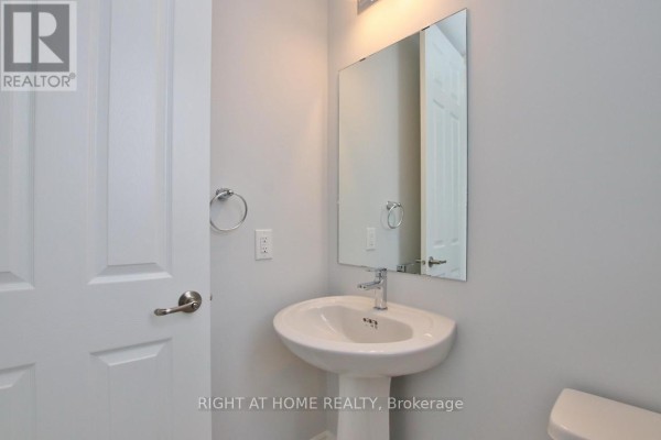 Bedroom 2 - 205 Yearling Circle, Ottawa, ON K0A2Z0 Photo 4