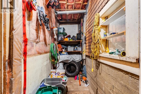 2050 Georgia Street, Rossland, BC, photo 3
