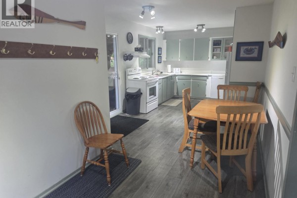 2050-2052 Maple Crescent, Masset, BC V0T1M0 Photo 3