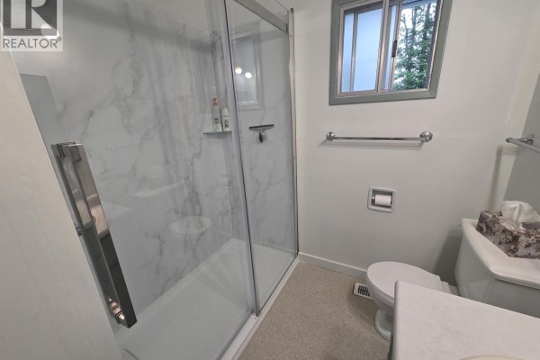 2050-2052 Maple Crescent, Masset, BC V0T1M0 Photo 4
