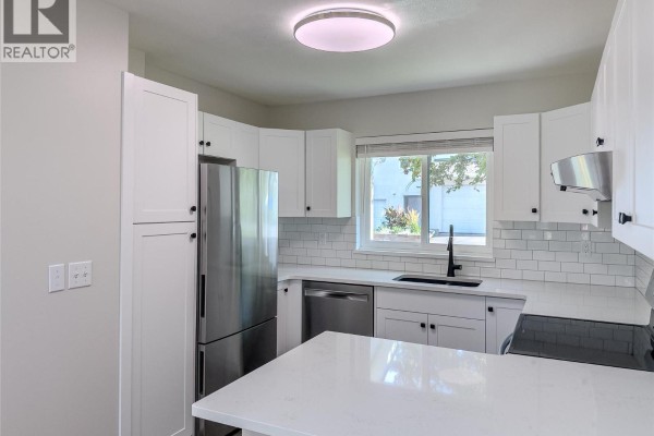 Kitchen - 2050 Qu'appelle Boulevard Unit# 26, Kamloops, BC V2E2R4 Photo 4