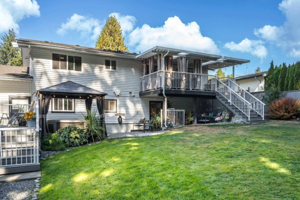 20504 43 Avenue, Langley, BC V3A3C2 Photo 3