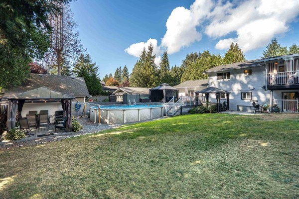 20504 43 Avenue, Langley, BC V3A3C2 Photo 4