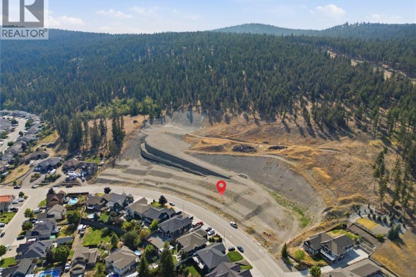 2051 Hugh Allan Drive, Kamloops, BC, photo 2