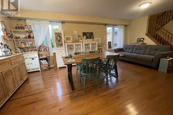 Dining room - 2052 Blackwater Road, London North, ON N5X4K1 Photo 2