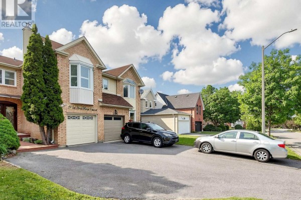 2052 Blue Ridge Crescent, Pickering, ON, photo 3