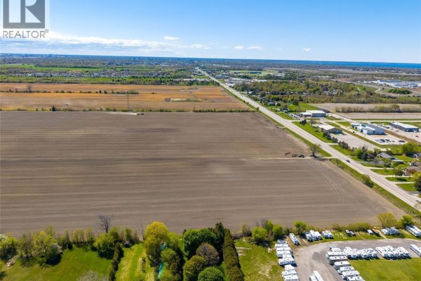 2053 London Line, Sarnia, ON, photo 3