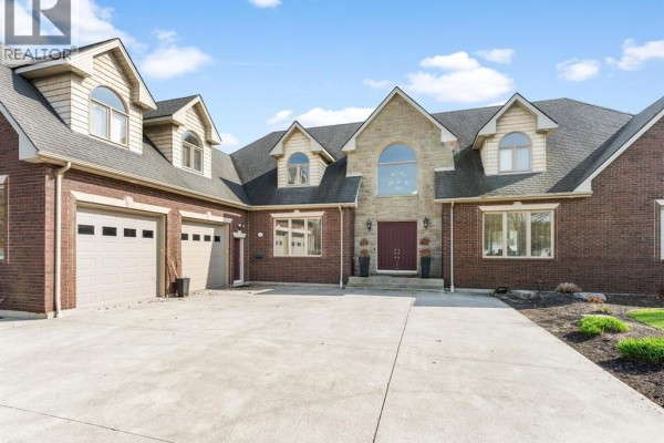 4pc Ensuite bath - 2055 Hickory Lane, Kingsville, ON N9Y2X9 Photo 2