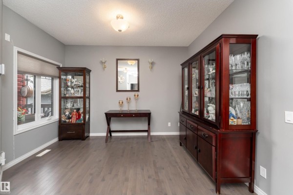 Family room - 2055 Redtail Cm Nw, Edmonton, AB T5S0H3 Photo 4