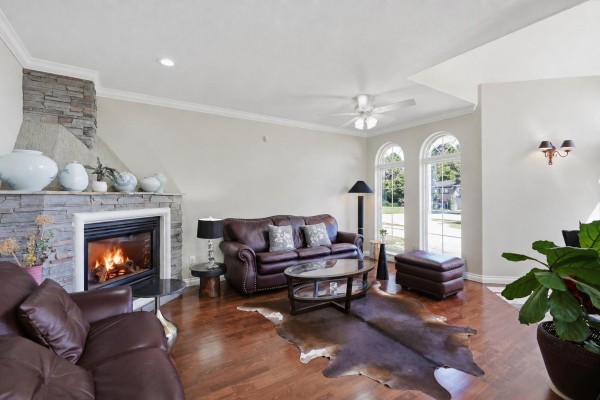 20560 46a Avenue, Langley, BC V3A3J8 Photo 5
