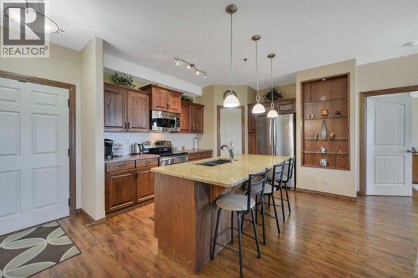 Kitchen - 206, 5213 61 Street, Red Deer, AB T4N6N5 Photo 5