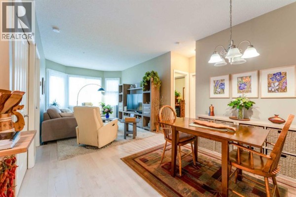 Dining room - 206, 8 Prestwick Pond Terrace Se, Calgary, AB T2Z4P3 Photo 3