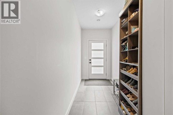 Kitchen - 206, 81 Greenbriar Place Nw, Calgary, AB T3B6J1 Photo 4