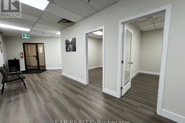 206 - 101 Cherryhill Boulevard, London North, ON N6H4S4 Photo 5