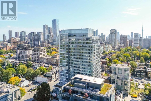 Living room - 206 - 170 Avenue Road, Toronto, ON M5R0A4 Photo 3