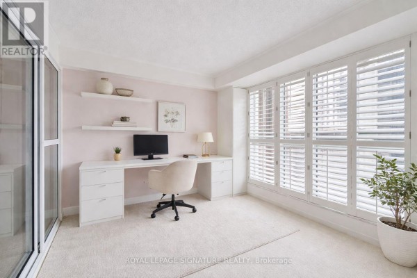 206 - 18 Hollywood Avenue, Toronto, ON, photo 3