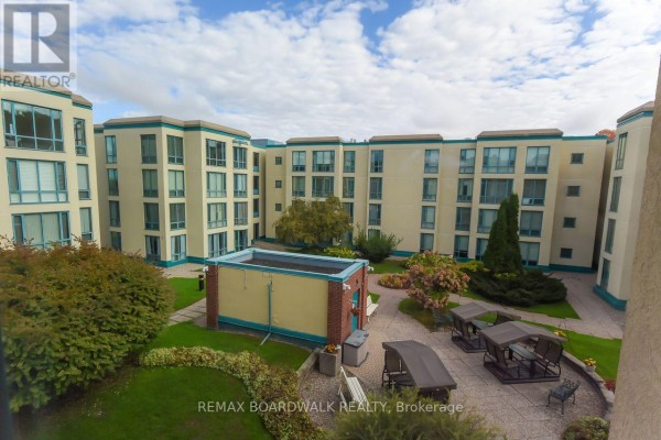 206 - 330 Centrum Boulevard, Ottawa, ON, photo 3