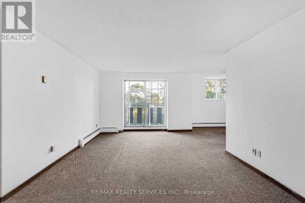 Dining room - 206 - 4218 Portage Road, Niagara Falls, ON L2E6A4 Photo 2