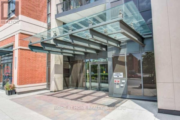 206 - 800 Lawrence Avenue W, Toronto, ON M6A0B1 Photo 2