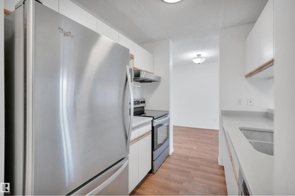 Bedroom 2 - #206 11620 9a Av Nw, Edmonton, AB T6J7B4 Photo 5
