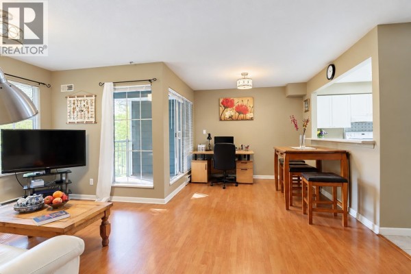 206 1199 Westwood Street, Coquitlam, BC V3B7P6 Photo 5