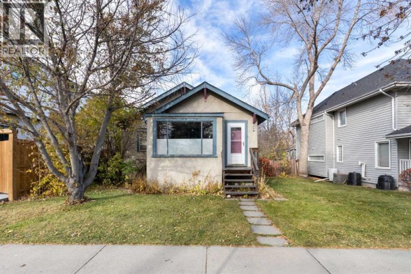 Bedroom - 206 12 Avenue Ne, Calgary, AB T2E1A2 Photo 2