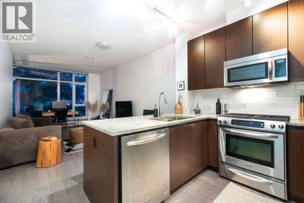 206 135 W 2nd Street, North Vancouver, BC V7M0C5 Photo 5