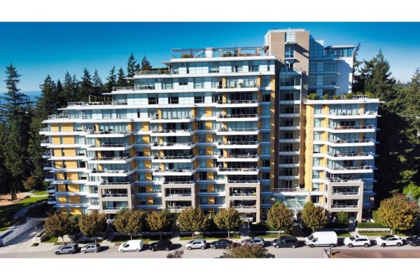 206 1501 Vidal Street, White Rock