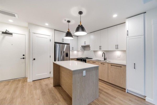 206 27249 Aldergrove Town Centre Drive, Langley, BC V4W3N7 Photo 5