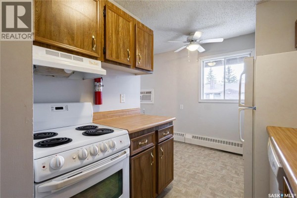 Bedroom - 206 35 Alport Crescent, Regina, SK S4R7X2 Photo 3
