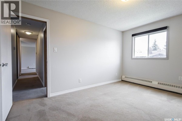 Bedroom - 206 35 Alport Crescent, Regina, SK S4R7X2 Photo 5