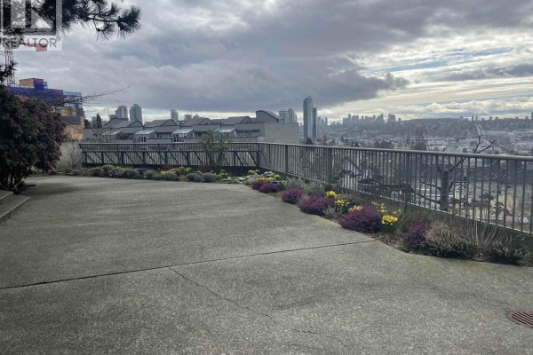 206 3760 Albert Street, Burnaby, BC V5C5Y8 Photo 4