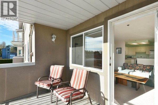 206 5711 Mermaid Street, Sechelt, BC, photo 3